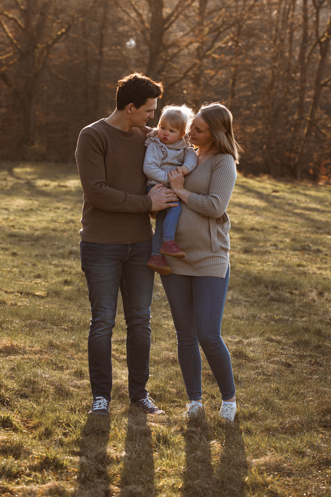 Familienfotografie in Wittlich, Familienfotos, Familienshooting, Outdoor Familie, Family Shooting, Sunset Eltern mit Kind